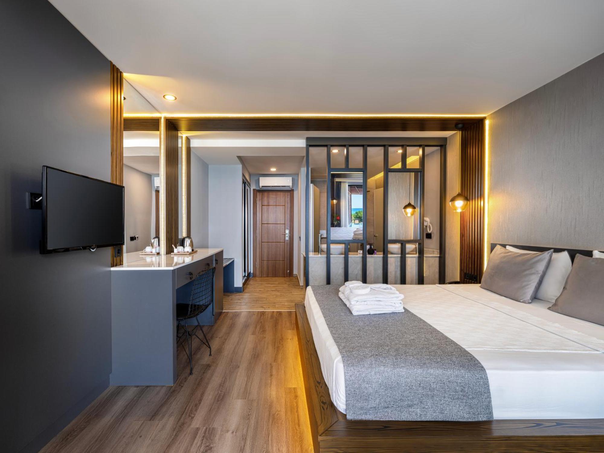 Adora Calma Beach Hotel Adults Only Kizilot Ngoại thất bức ảnh